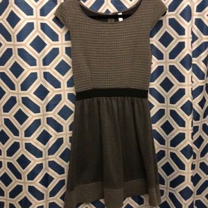 Cap sleeve A-Line dress